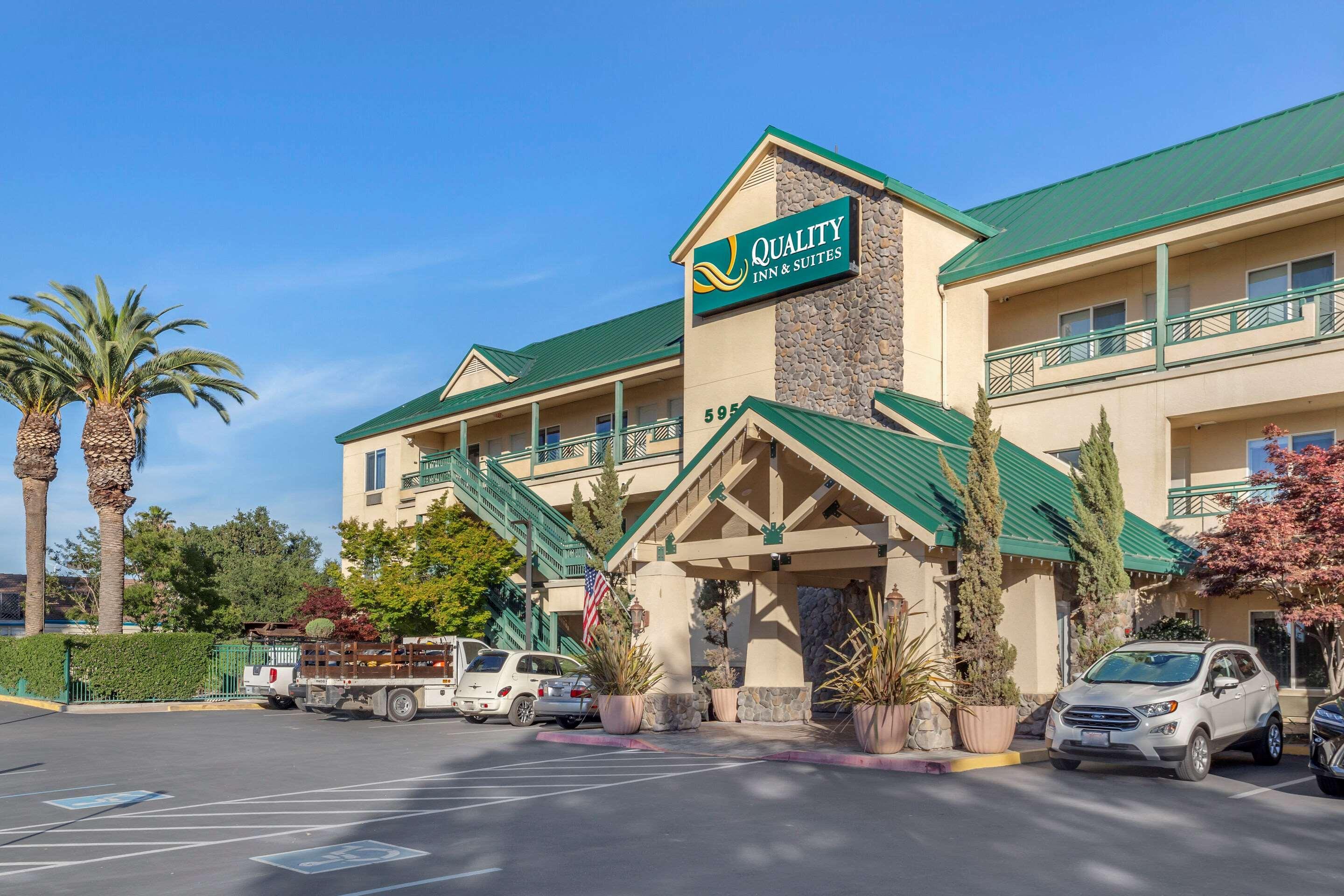 Quality Inn & Suites Livermore Wine Country Exterior foto