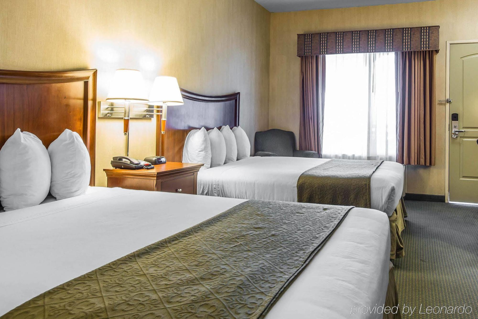 Quality Inn & Suites Livermore Wine Country Exterior foto