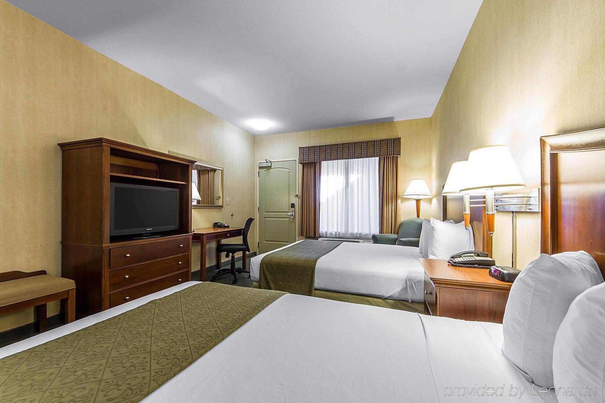 Quality Inn & Suites Livermore Wine Country Exterior foto