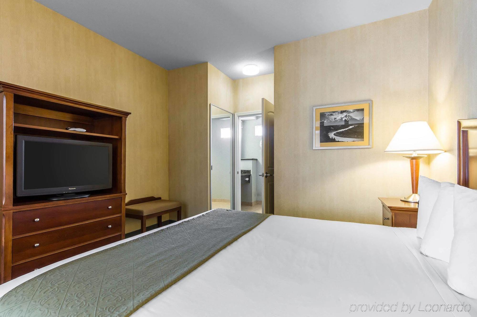 Quality Inn & Suites Livermore Wine Country Exterior foto