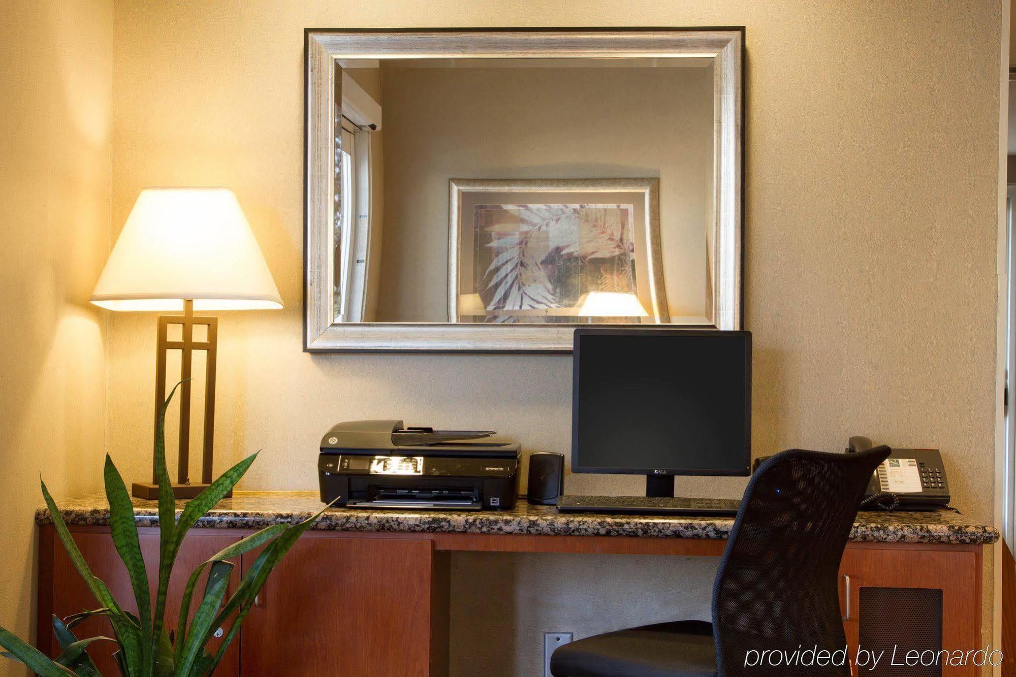 Quality Inn & Suites Livermore Wine Country Exterior foto